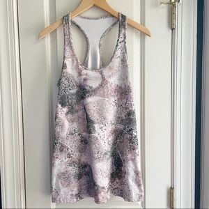 Lululemon tank size 10